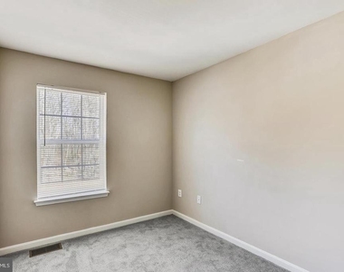 933 Dorchester Cove Road - Photo Thumbnail 23