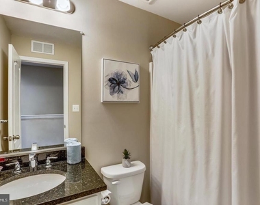933 Dorchester Cove Road - Photo Thumbnail 24