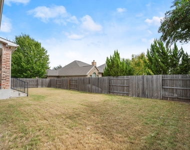 2855 Saint Paul Rivera - Photo Thumbnail 28