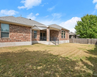 2855 Saint Paul Rivera - Photo Thumbnail 29
