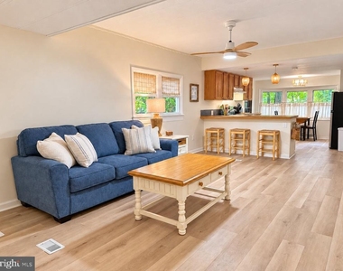 37156 Alabama Drive - Photo Thumbnail 9