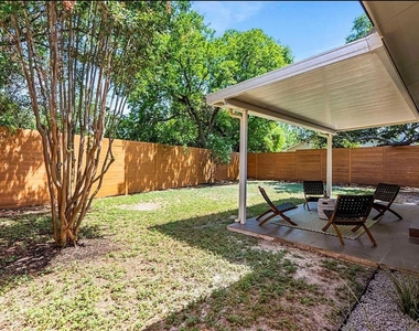 8001 Wakefield Dr - Photo Thumbnail 32