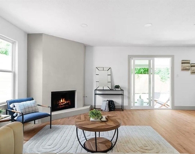 8001 Wakefield Dr - Photo Thumbnail 12