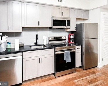 1703 West Virginia Avenue Ne - Photo Thumbnail 15