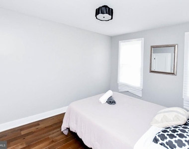 1703 West Virginia Avenue Ne - Photo Thumbnail 5