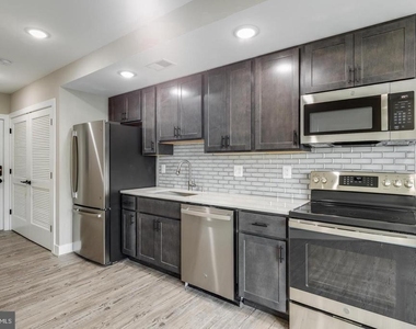 1617 Rhode Island Avenue Ne - Photo Thumbnail 2