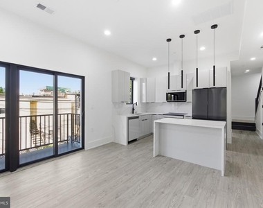 1140 Oates Street Ne - Photo Thumbnail 10