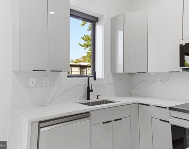 1140 Oates Street Ne - Photo Thumbnail 18