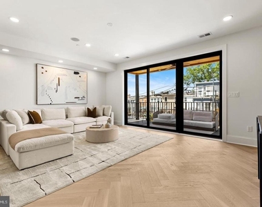 733 Euclid Street Nw - Photo Thumbnail 19