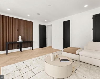 733 Euclid Street Nw - Photo Thumbnail 20