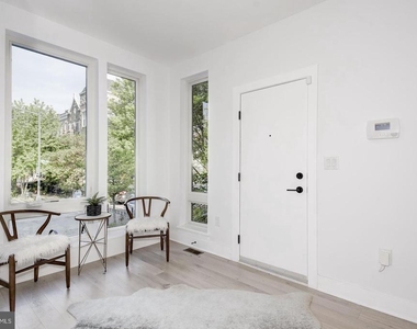 3571 10th Street Nw - Photo Thumbnail 1