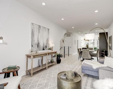 3571 10th Street Nw - Photo Thumbnail 6