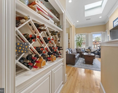1721 21st Street Nw - Photo Thumbnail 4