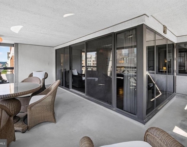 2311 M Street Nw - Photo Thumbnail 4