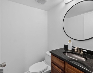 2311 M Street Nw - Photo Thumbnail 11