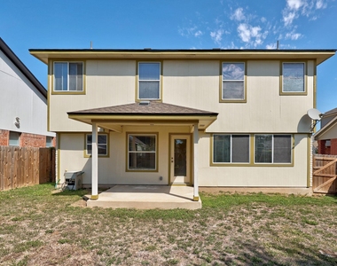 1017 Coronation Way - Photo Thumbnail 26