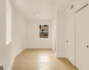 1709 21st Street Nw - Photo Thumbnail 14