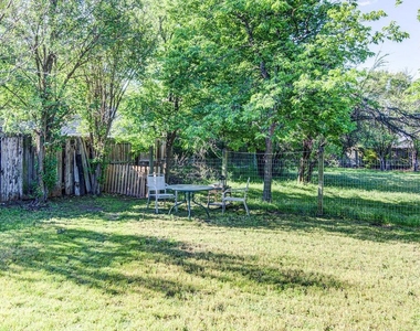 907 Taulbee Ln - Photo Thumbnail 15