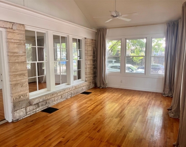 1610 Eva St - Photo Thumbnail 15