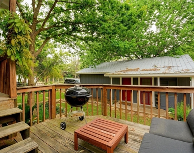 1610 Eva St - Photo Thumbnail 23