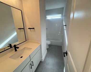 3000 Chisholm Trail Rd - Photo Thumbnail 25