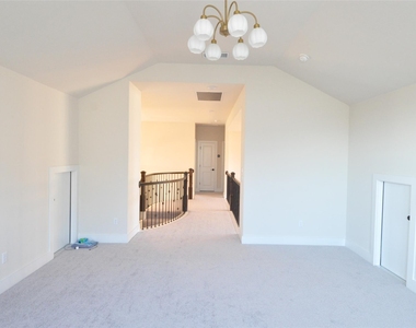628 Altea Dr - Photo Thumbnail 12