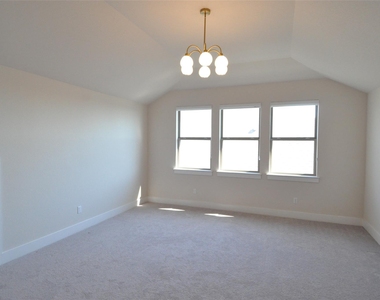 628 Altea Dr - Photo Thumbnail 15