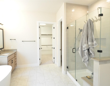 628 Altea Dr - Photo Thumbnail 22