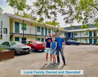 4504 Speedway Ave - Photo Thumbnail 6