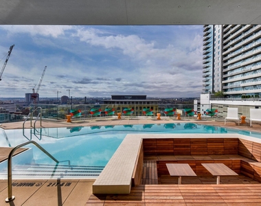 301 West Ave - Photo Thumbnail 20
