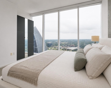 301 West Ave - Photo Thumbnail 9