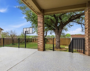 15004 Iveans Way - Photo Thumbnail 34