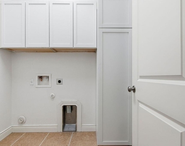 15004 Iveans Way - Photo Thumbnail 19