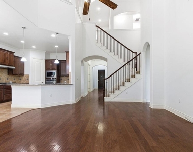 15004 Iveans Way - Photo Thumbnail 6