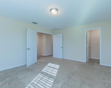 3931 Hammock Bluff Circle - Photo Thumbnail 36