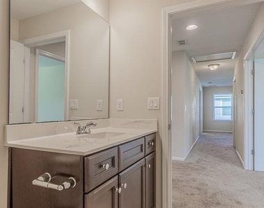 3931 Hammock Bluff Circle - Photo Thumbnail 35