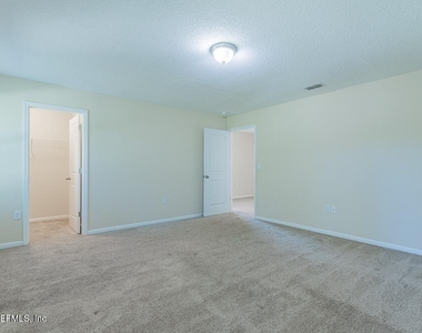 3931 Hammock Bluff Circle - Photo Thumbnail 44