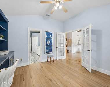 213 Pink Ibis Court - Photo Thumbnail 11