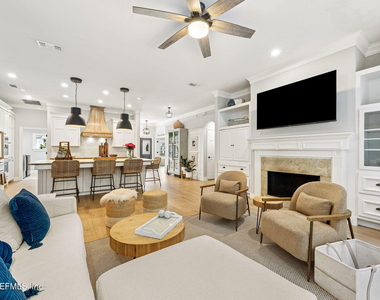 213 Pink Ibis Court - Photo Thumbnail 10