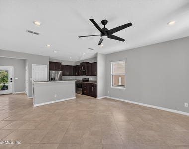 7019 Butterfly Court - Photo Thumbnail 14