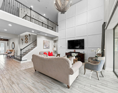 508 Los Alamos Street - Photo Thumbnail 7