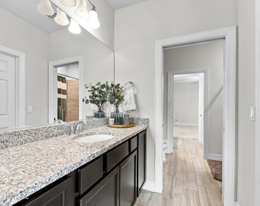 508 Los Alamos Street - Photo Thumbnail 26