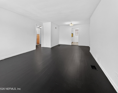 1806 Van Wert Avenue - Photo Thumbnail 8