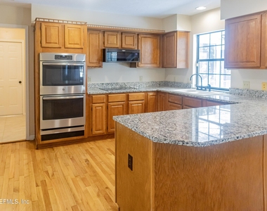 2050 Grove Bluff Road - Photo Thumbnail 1