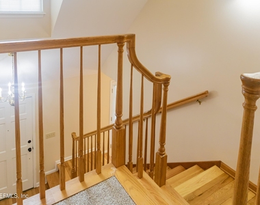 2050 Grove Bluff Road - Photo Thumbnail 12