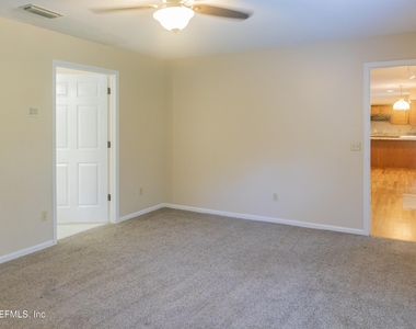 2050 Grove Bluff Road - Photo Thumbnail 10