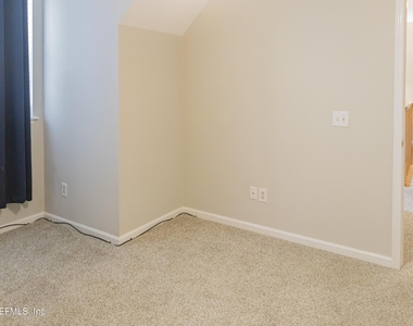 2050 Grove Bluff Road - Photo Thumbnail 17