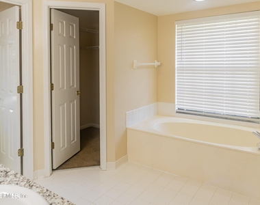 2050 Grove Bluff Road - Photo Thumbnail 22