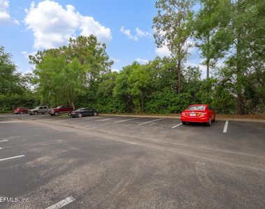 8077 Summerside Circle - Photo Thumbnail 27