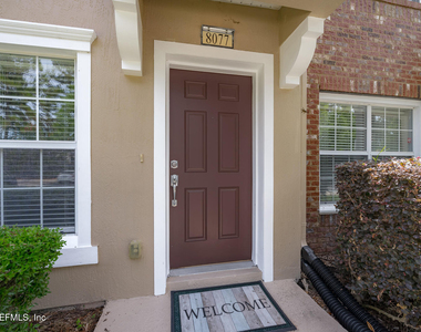 8077 Summerside Circle - Photo Thumbnail 1